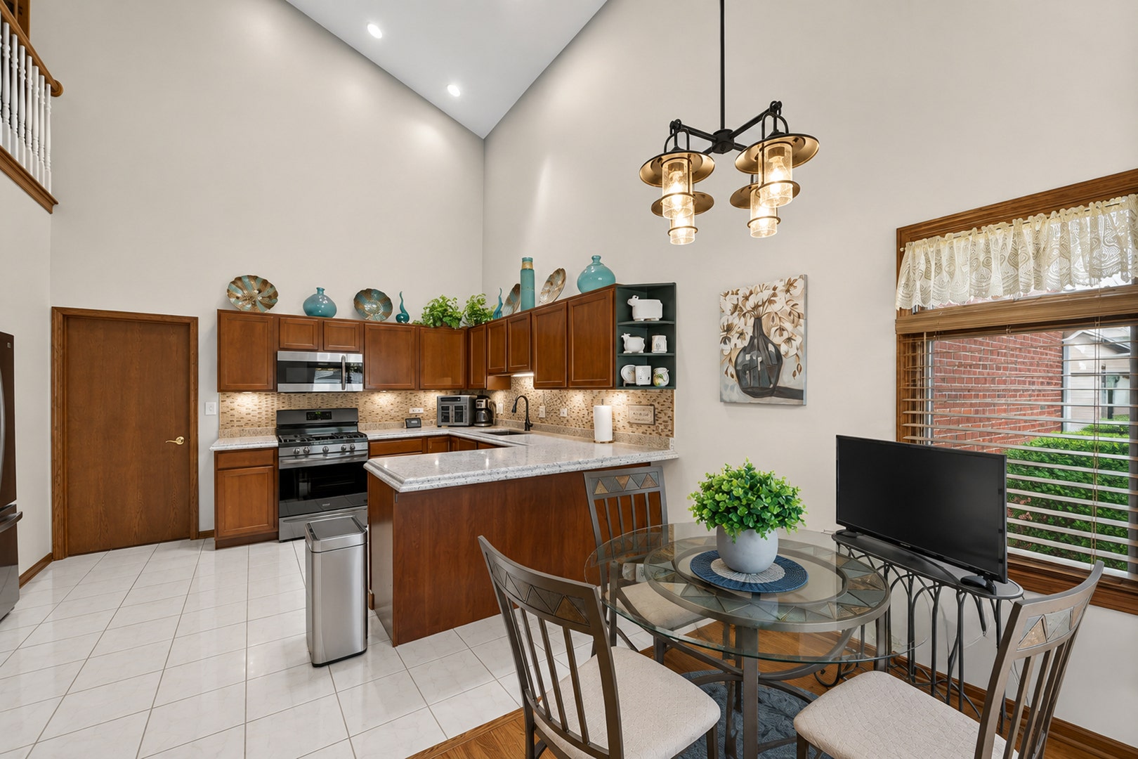 7131 168th Street, Tinley Park, IL 60477 7131 168th Street, Tinley Park, IL 60477