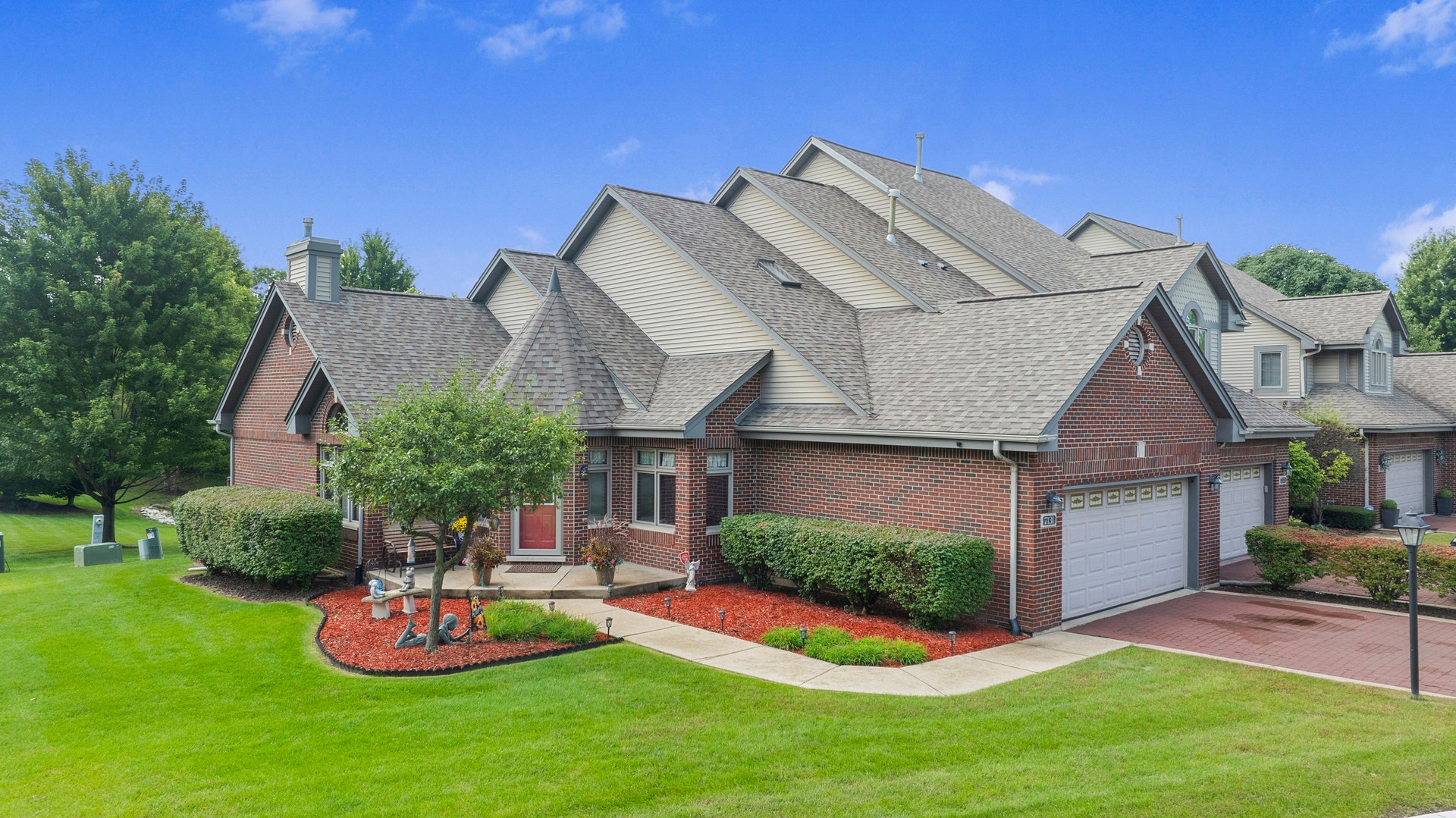 7131 168th Street, Tinley Park, IL 60477 7131 168th Street, Tinley Park, IL 60477