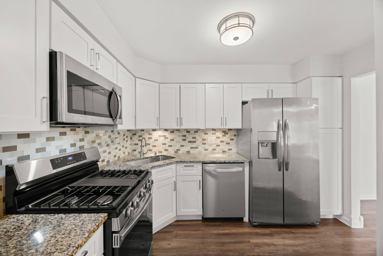 7300 Fairview Avenue, #206, Downers Grove, IL 60516