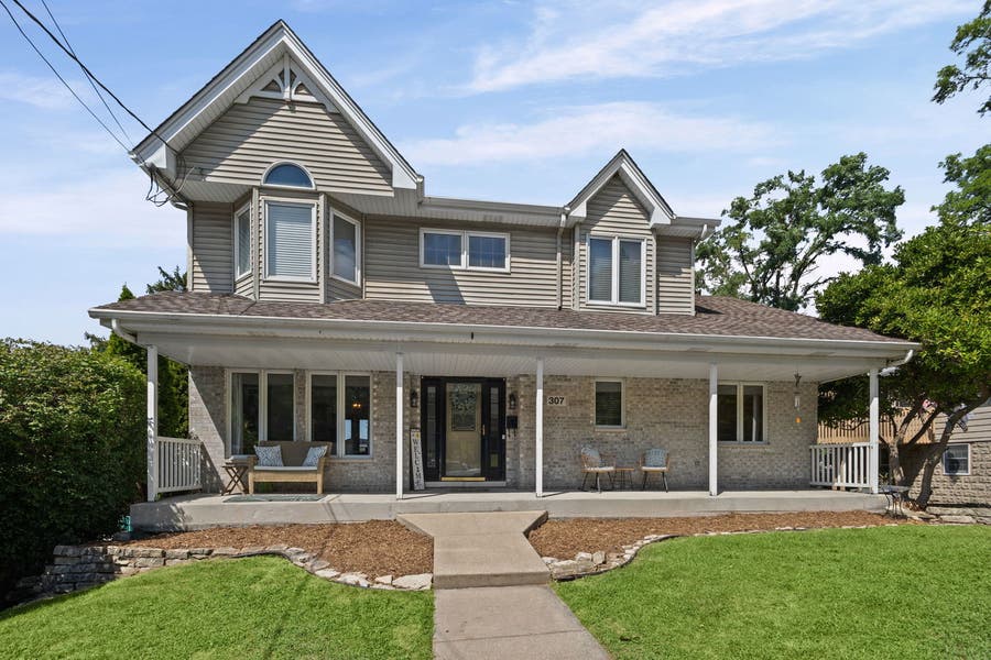Property photo for 307 Cass Street, Lemont, IL