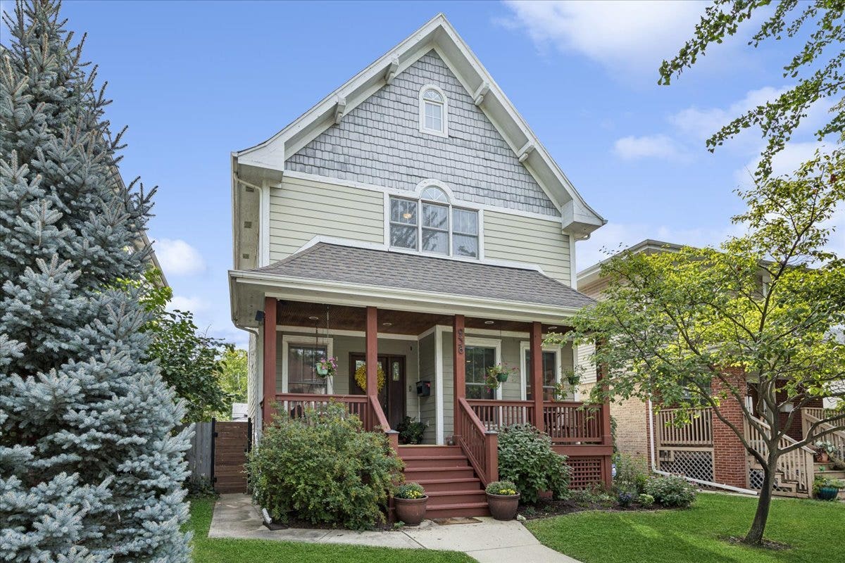 938 Mapleton Avenue, Oak Park, IL 60302