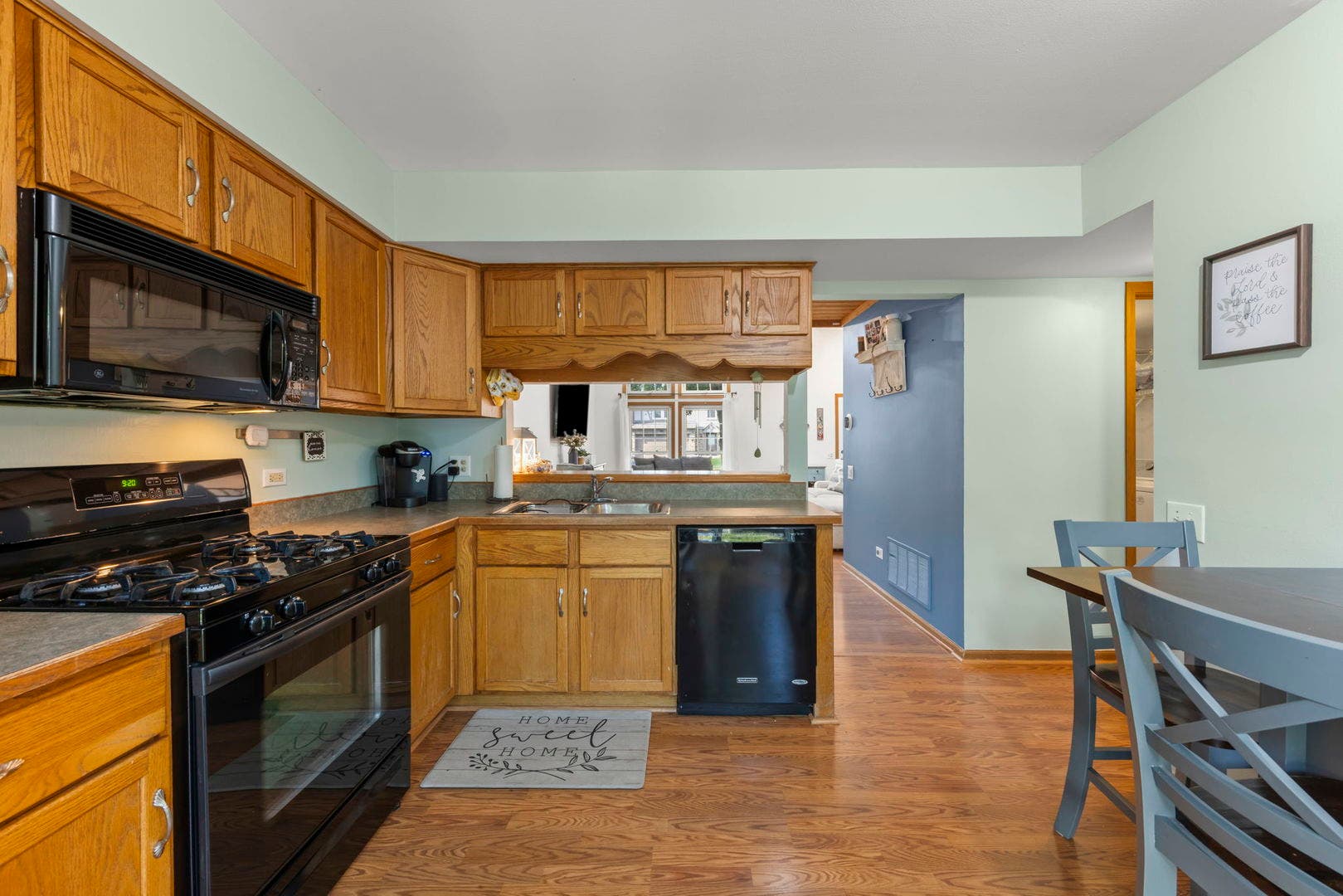 14743 Lakeview Drive, Orland Park, IL 60462 14743 Lakeview Drive, Orland Park, IL 60462