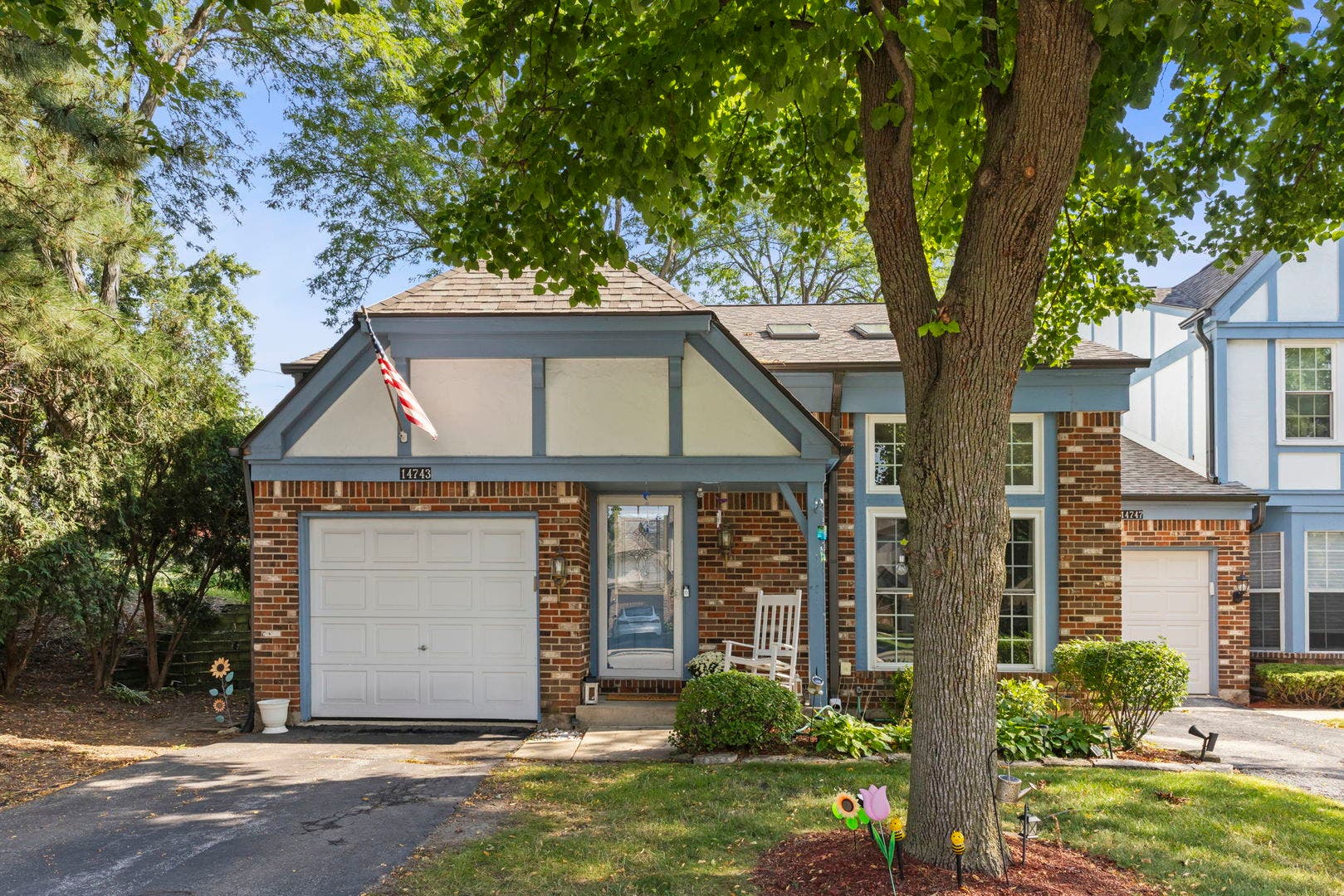 14743 Lakeview Drive, Orland Park, IL 60462 14743 Lakeview Drive, Orland Park, IL 60462