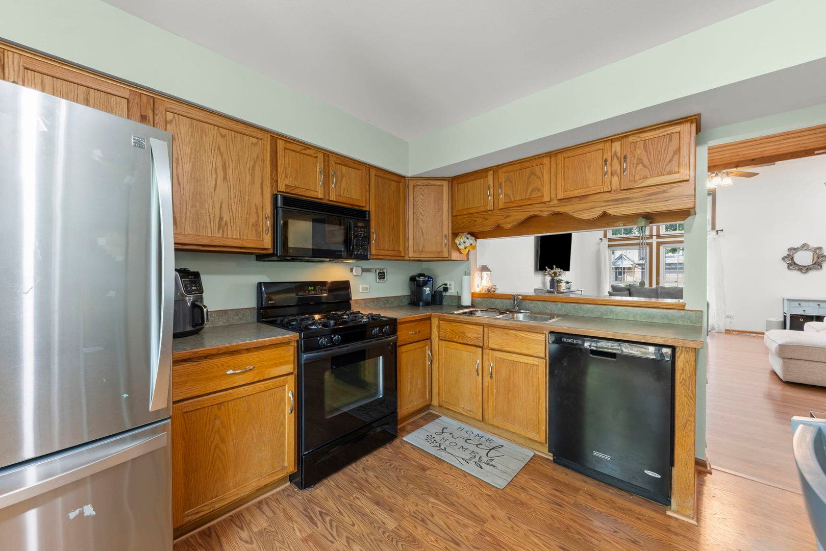 14743 Lakeview Drive, Orland Park, IL 60462 14743 Lakeview Drive, Orland Park, IL 60462
