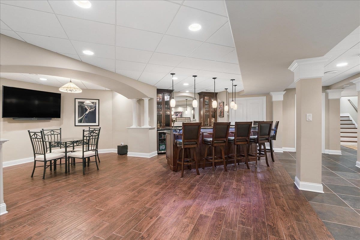 13600 ERIN Drive, Homer Glen, IL 60491