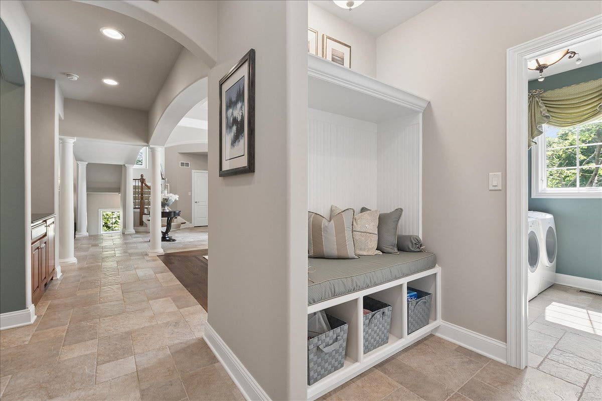 13600 ERIN Drive, Homer Glen, IL 60491