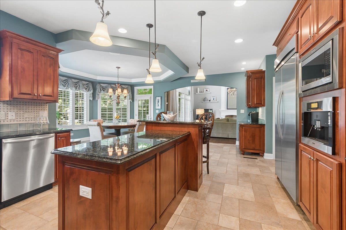 13600 ERIN Drive, Homer Glen, IL 60491