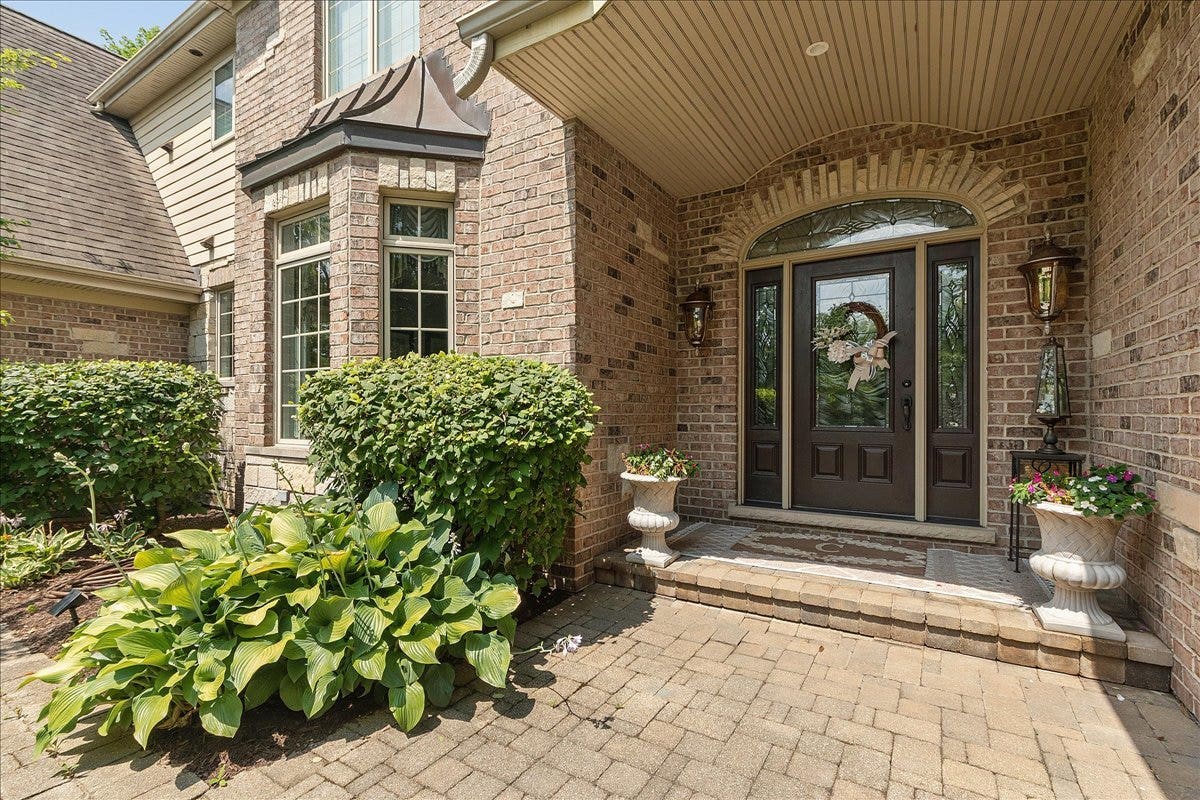 13600 ERIN Drive, Homer Glen, IL 60491