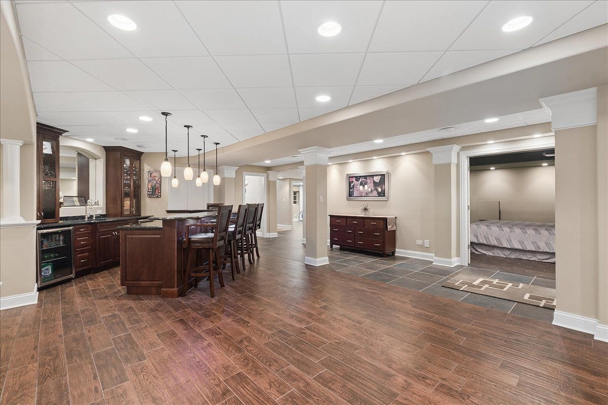 13600 ERIN Drive, Homer Glen, IL 60491