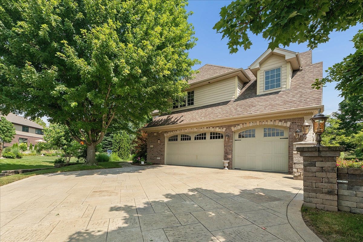13600 ERIN Drive, Homer Glen, IL 60491