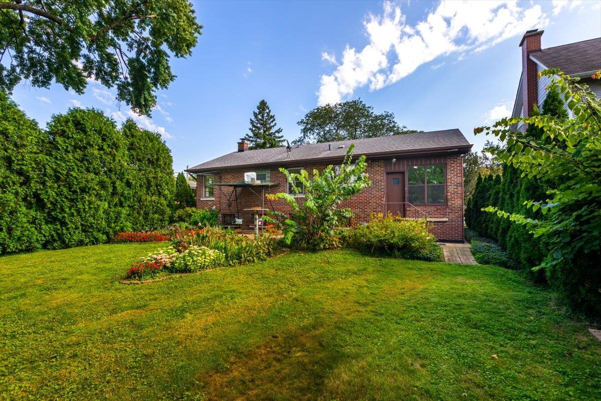 308 Sheldon Avenue, Downers Grove, IL 60515 308 Sheldon Avenue, Downers Grove, IL 60515