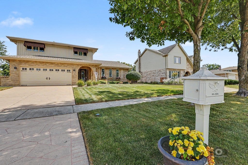 14147 Mallard Drive, Orland Park, IL 60467