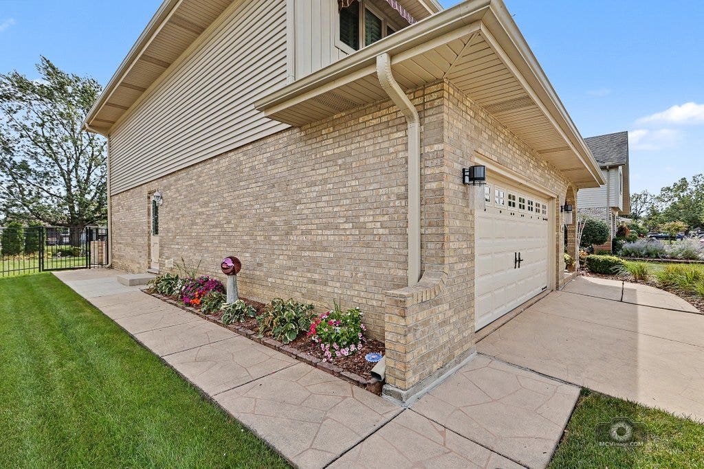 14147 Mallard Drive, Orland Park, IL 60467