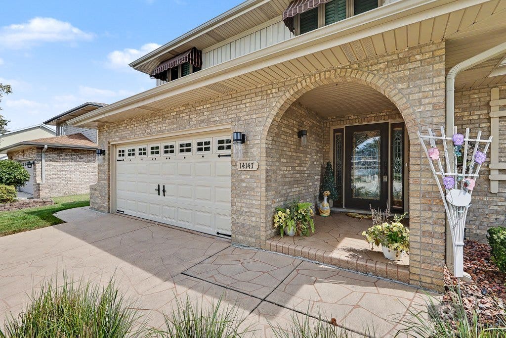 14147 Mallard Drive, Orland Park, IL 60467