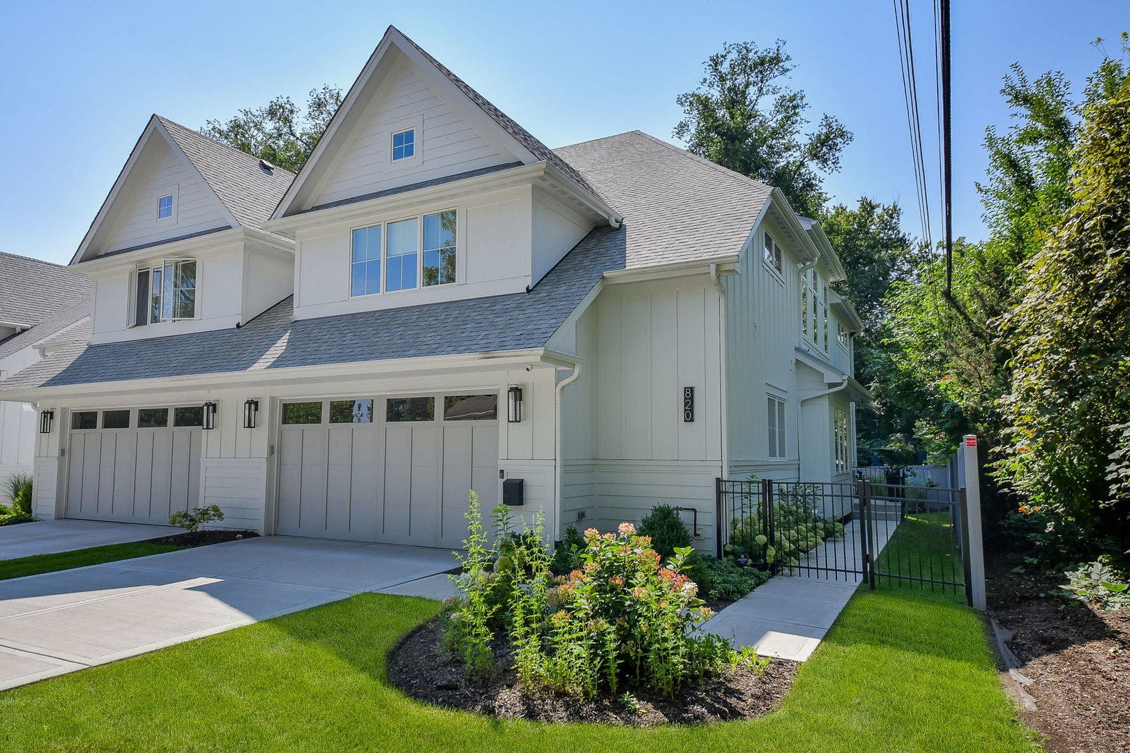820 E Franklin Avenue, Naperville, IL 60540