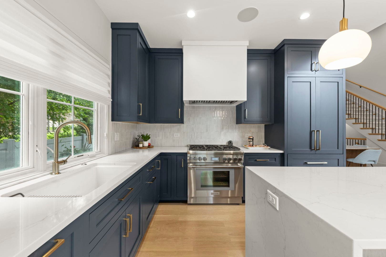 820 E Franklin Avenue, Naperville, IL 60540