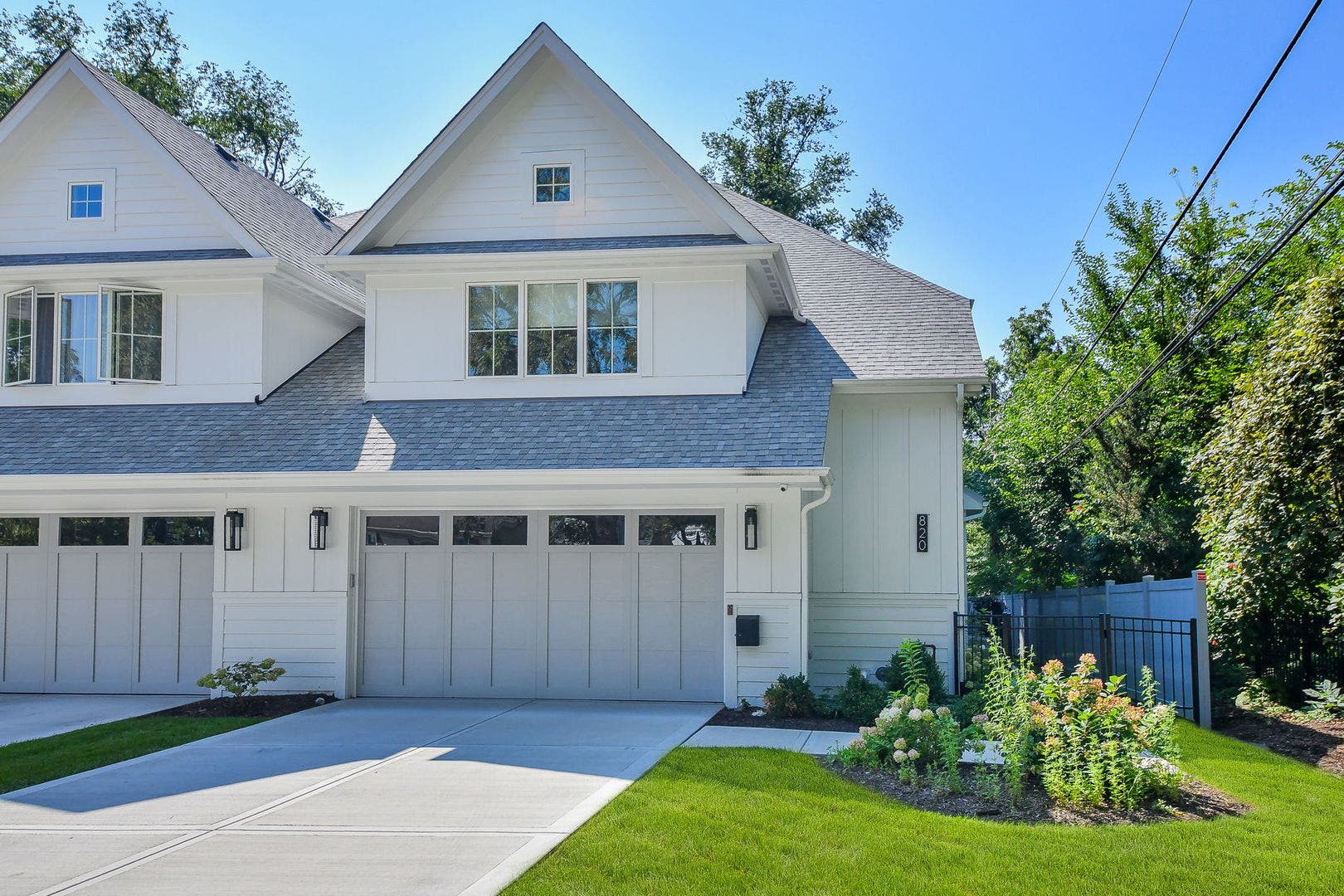 820 E Franklin Avenue, Naperville, IL 60540