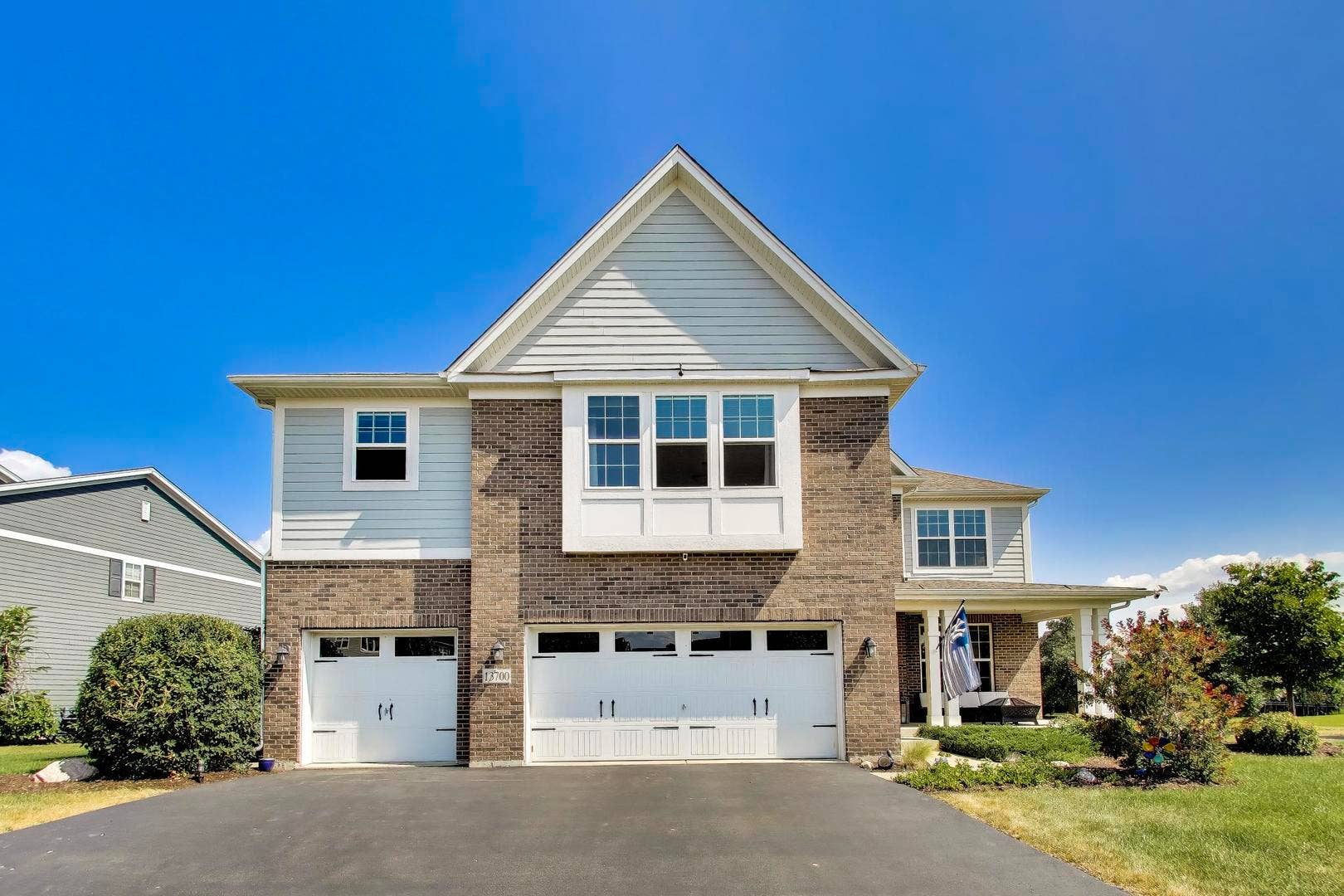 13700 Buchanan Drive, Lemont, IL 60439 13700 Buchanan Drive, Lemont, IL 60439