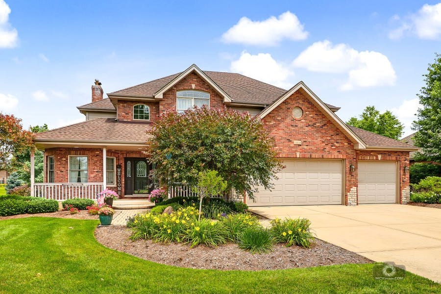 Property photo for 11818 Grove Court, Mokena, IL