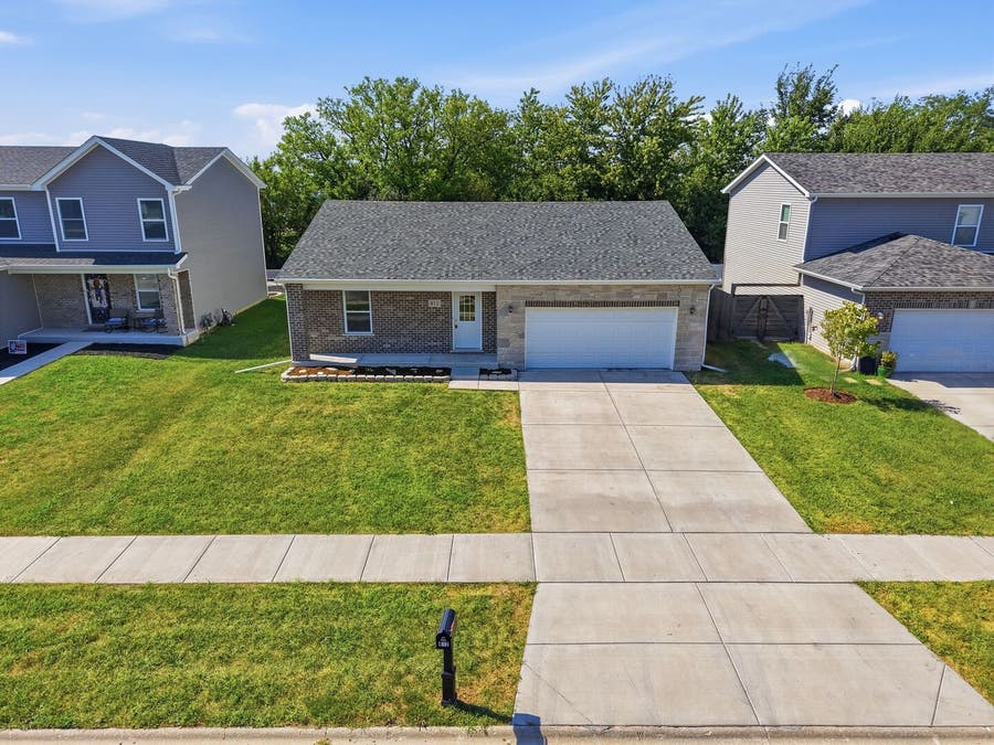 Property photo for 812 Western Avenue, Braidwood, IL