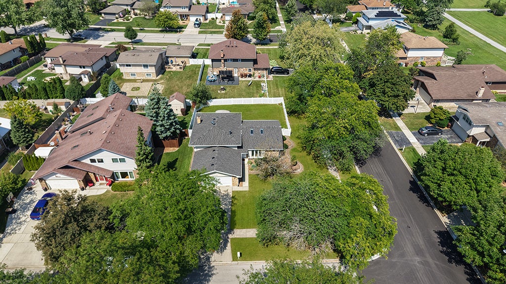 8238 164th Street, Tinley Park, IL 60477
