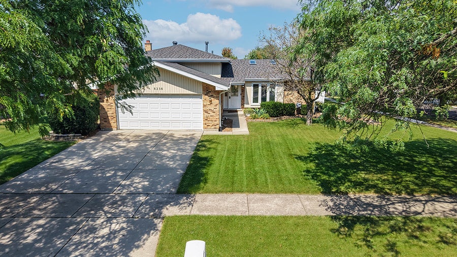 Property photo for 8238 164th Street, Tinley Park, IL
