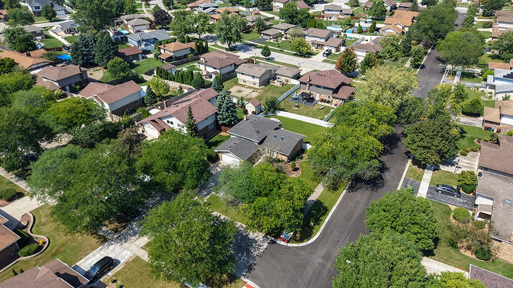 8238 164th Street, Tinley Park, IL 60477