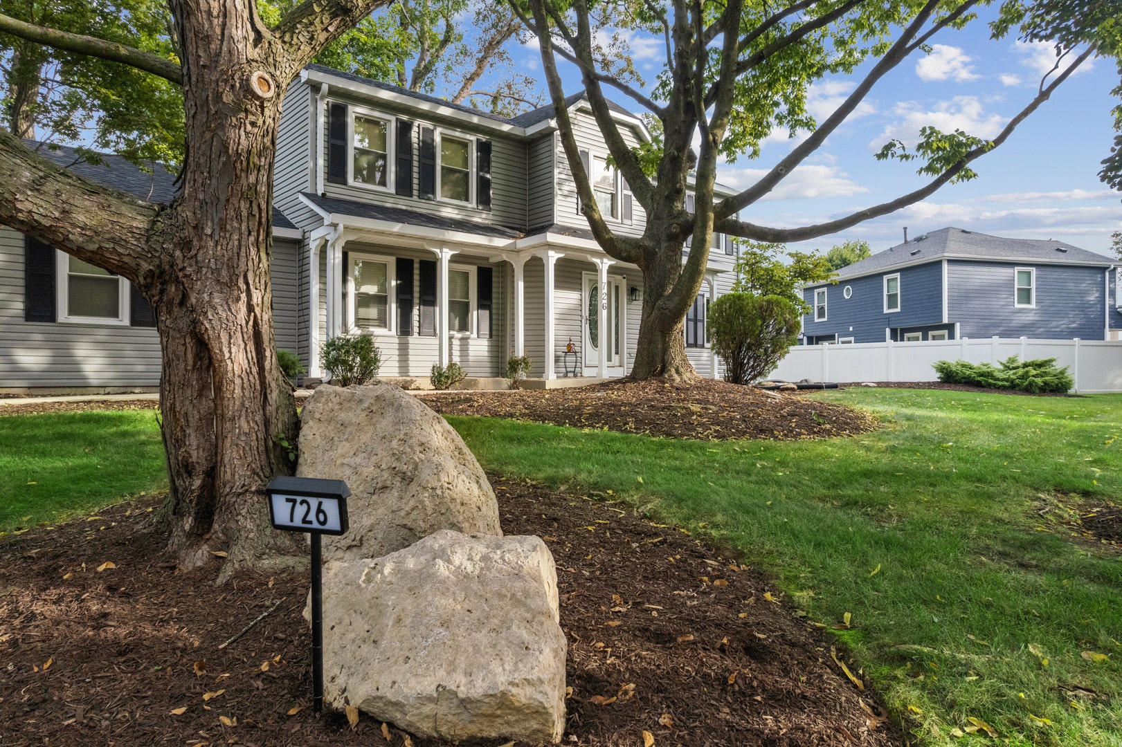 726 Dorchester Drive, Bolingbrook, IL 60440 726 Dorchester Drive, Bolingbrook, IL 60440