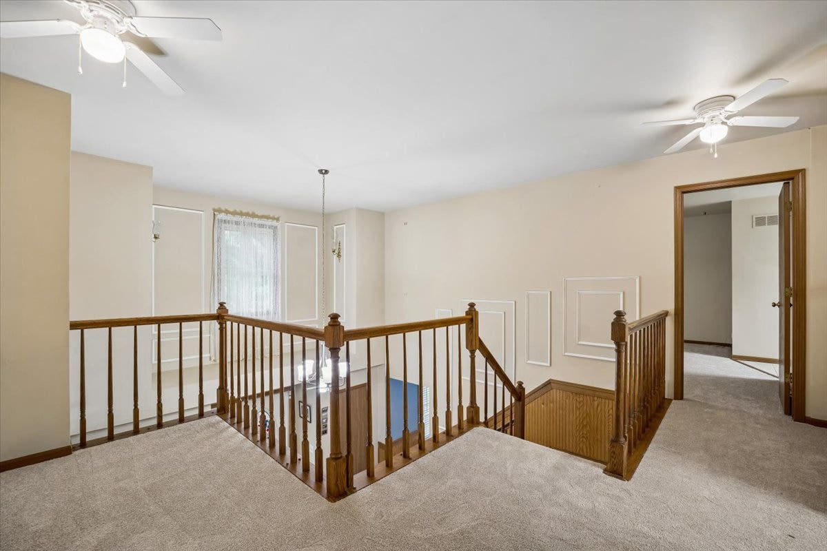 726 Dorchester Drive, Bolingbrook, IL 60440 726 Dorchester Drive, Bolingbrook, IL 60440