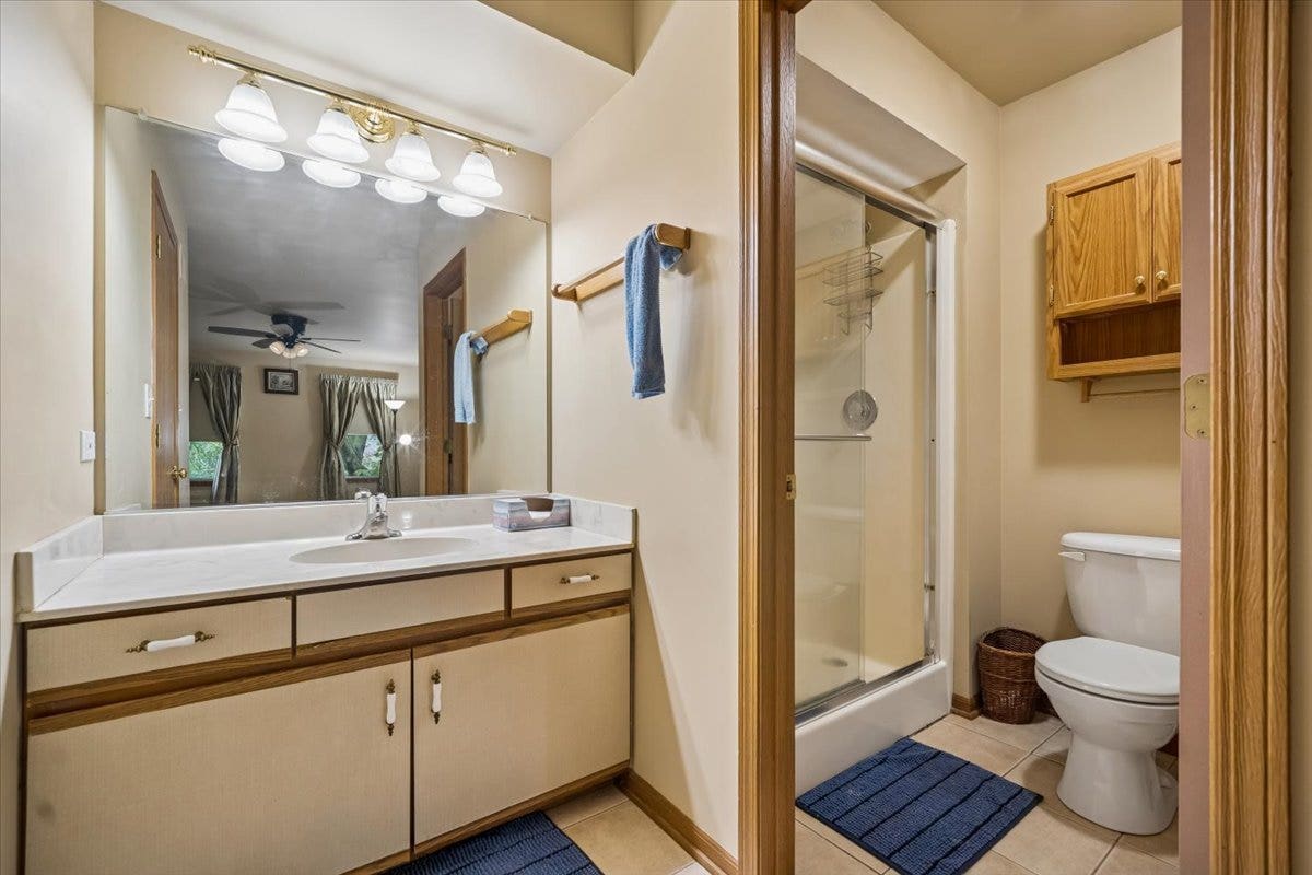 726 Dorchester Drive, Bolingbrook, IL 60440 726 Dorchester Drive, Bolingbrook, IL 60440
