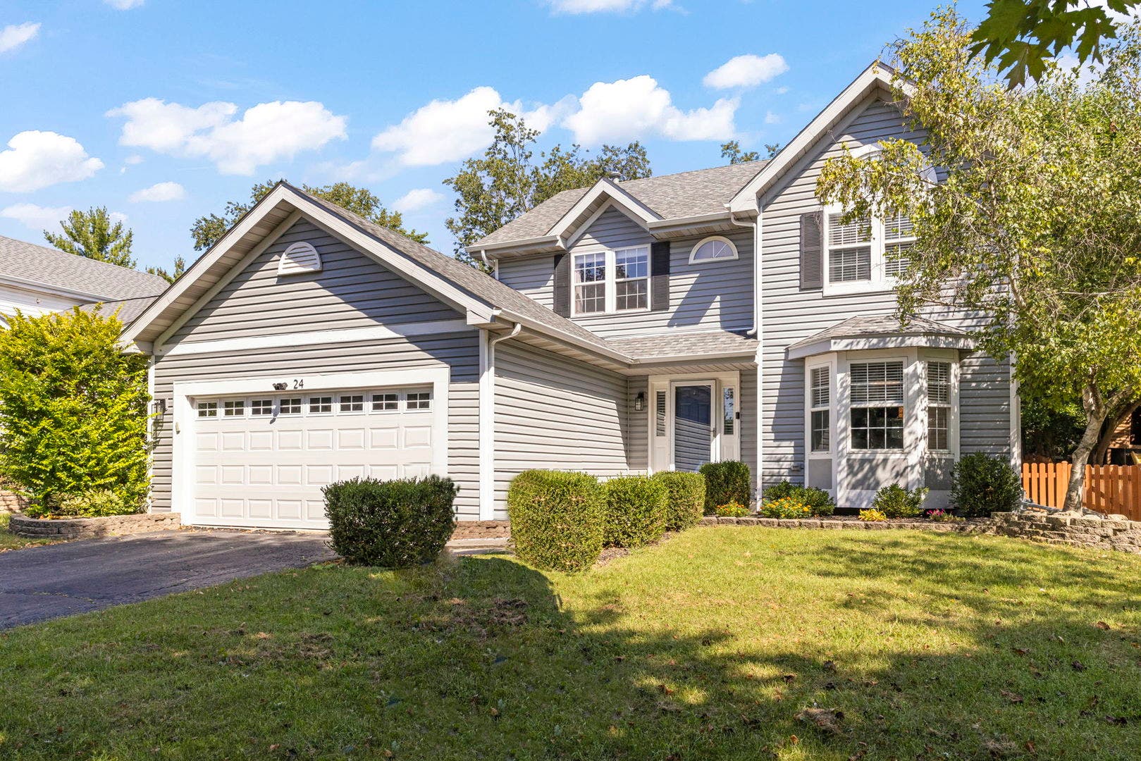 24 Westmoor Court, Aurora, IL 60502 24 Westmoor Court, Aurora, IL 60502
