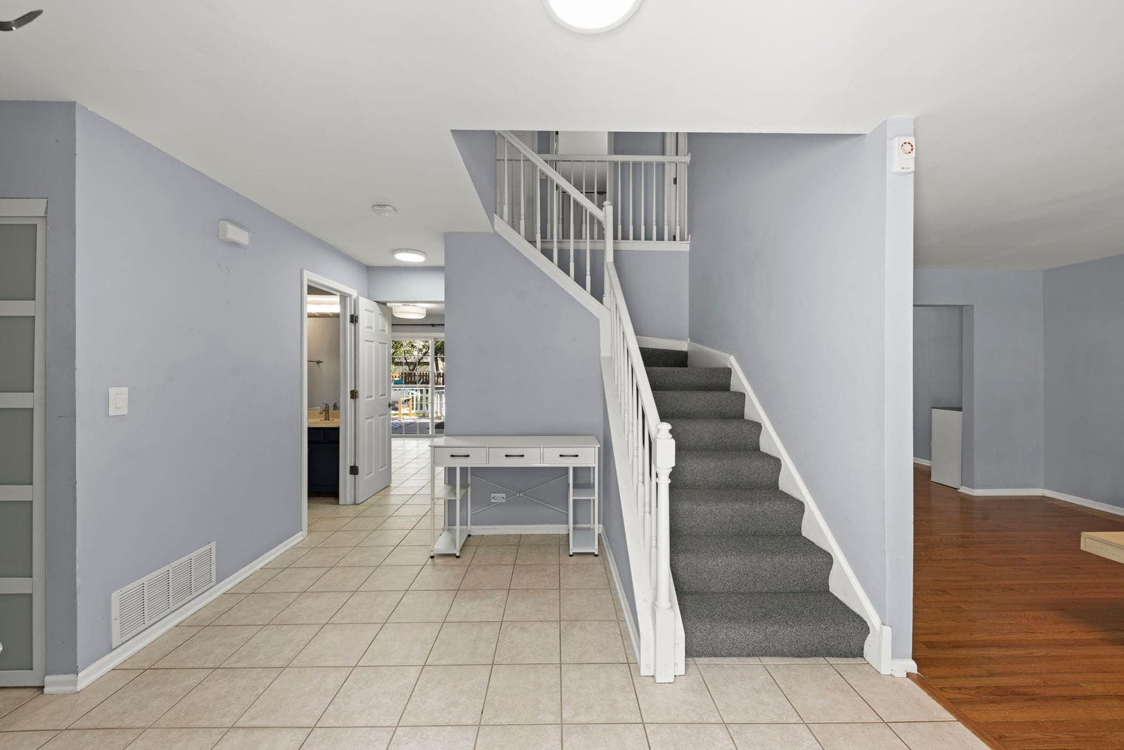 24 Westmoor Court, Aurora, IL 60502 24 Westmoor Court, Aurora, IL 60502