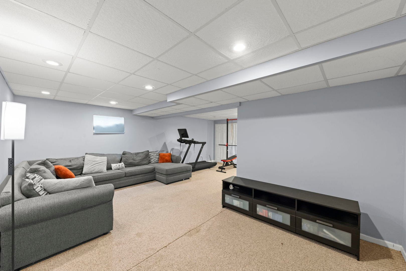 24 Westmoor Court, Aurora, IL 60502 24 Westmoor Court, Aurora, IL 60502
