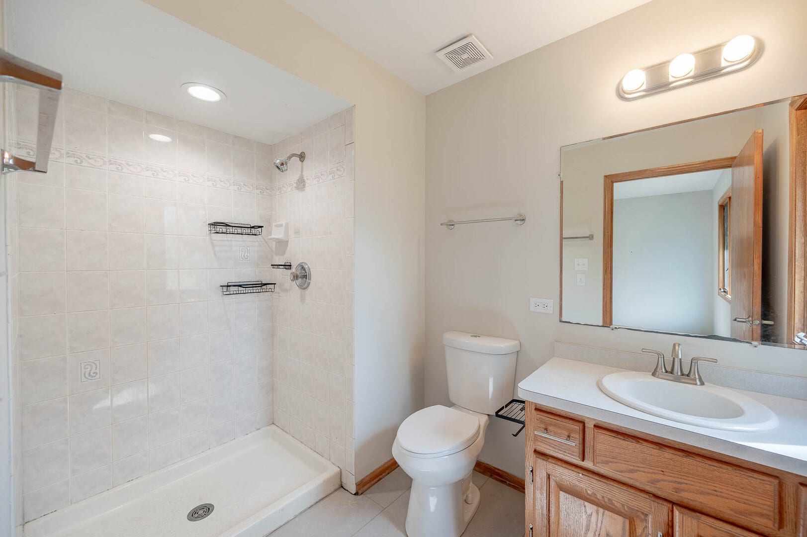 17411 Carlyle Court, Tinley Park, IL 60487 17411 Carlyle Court, Tinley Park, IL 60487
