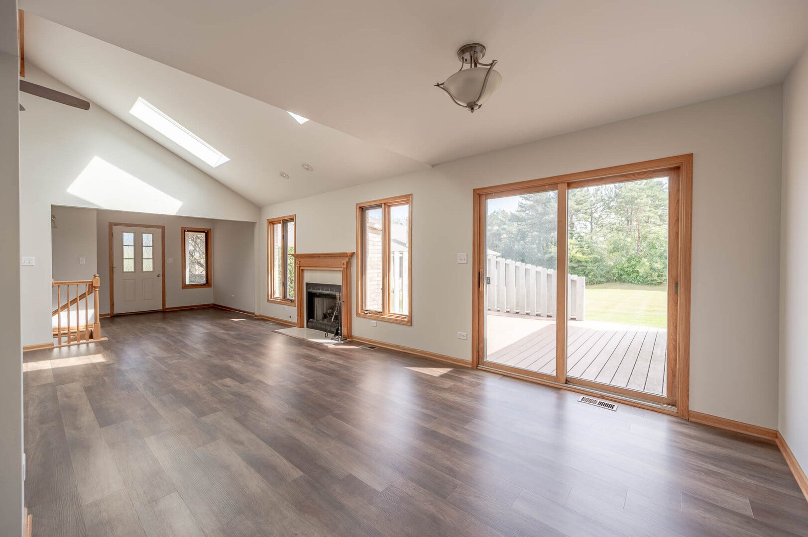 17411 Carlyle Court, Tinley Park, IL 60487 17411 Carlyle Court, Tinley Park, IL 60487