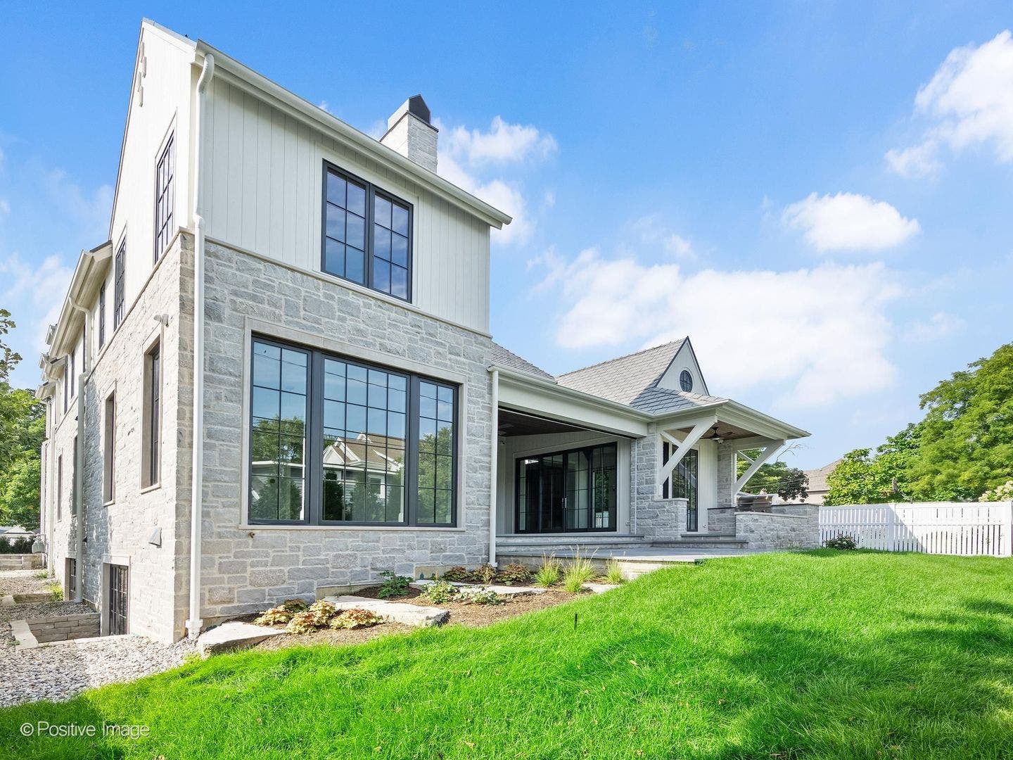 333 W Benton Avenue, Naperville, IL 60540
