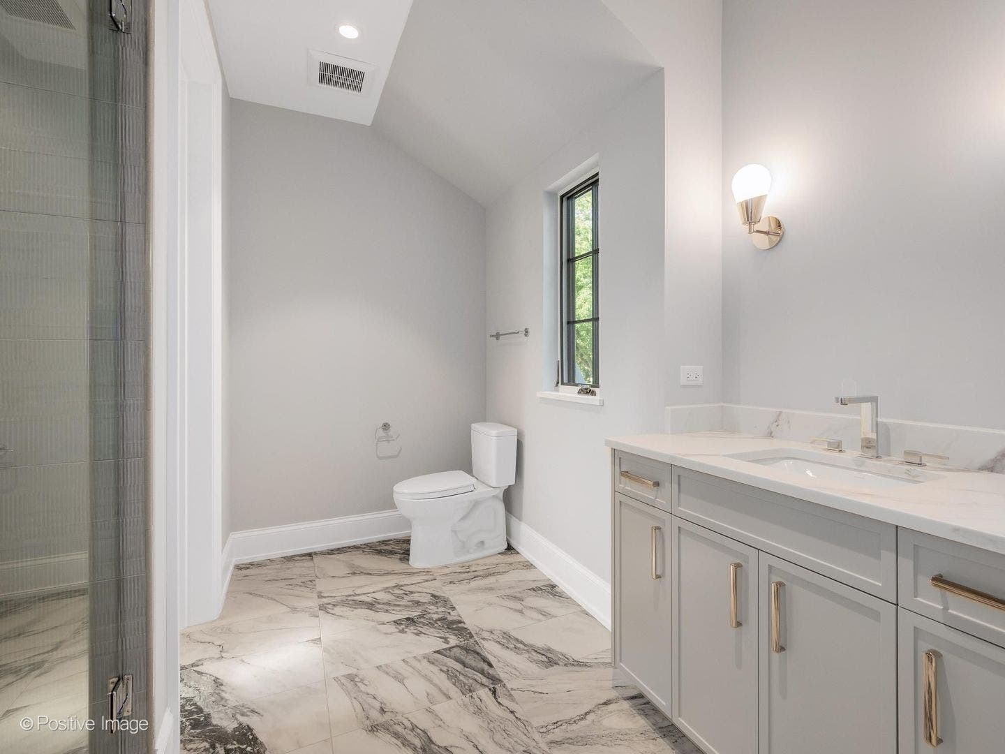 333 W Benton Avenue, Naperville, IL 60540