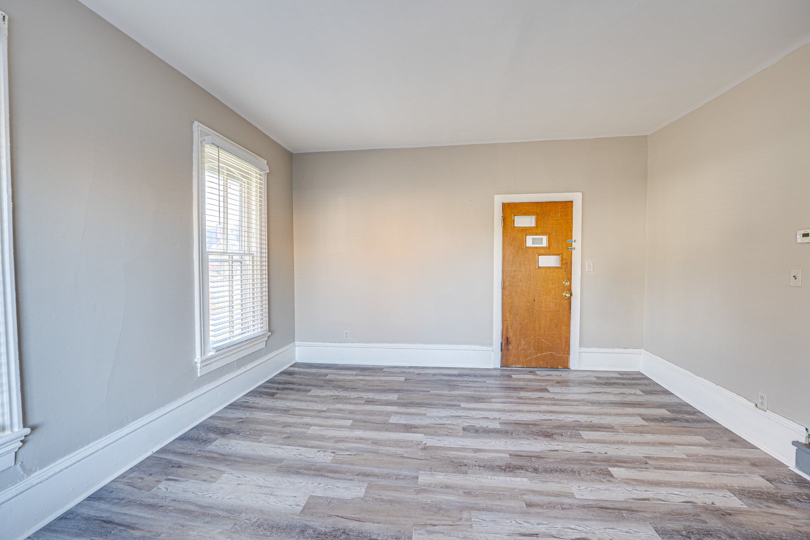 79 S 4th Street, #2, Aurora, IL 60505 79 S 4th Street, #2, Aurora, IL 60505