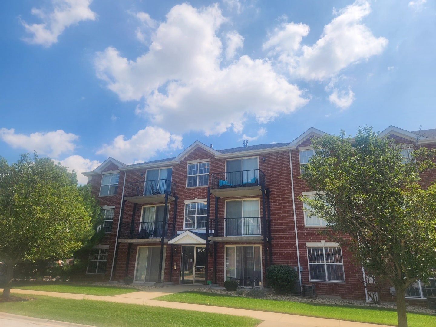 16661 Liberty Circle, #2S, Orland Park, IL 60467 16661 Liberty Circle, #2S, Orland Park, IL 60467