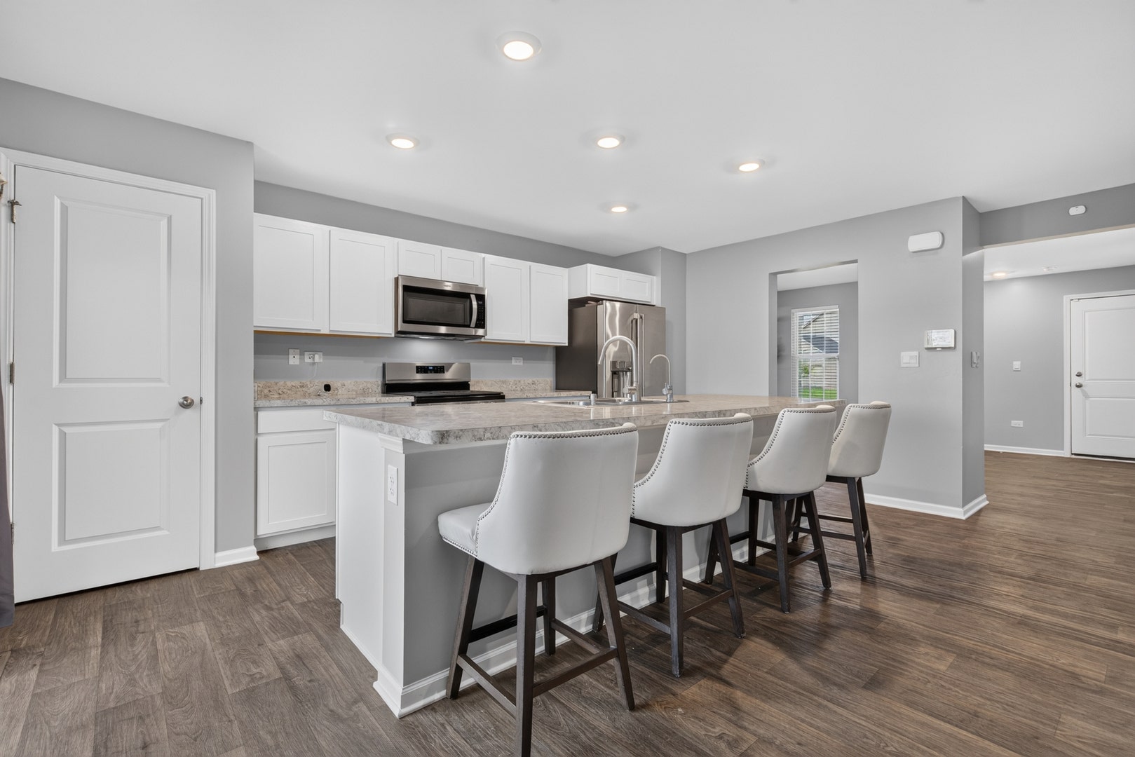 1307 Fawnlily Circle, Joliet, IL 60431 1307 Fawnlily Circle, Joliet, IL 60431