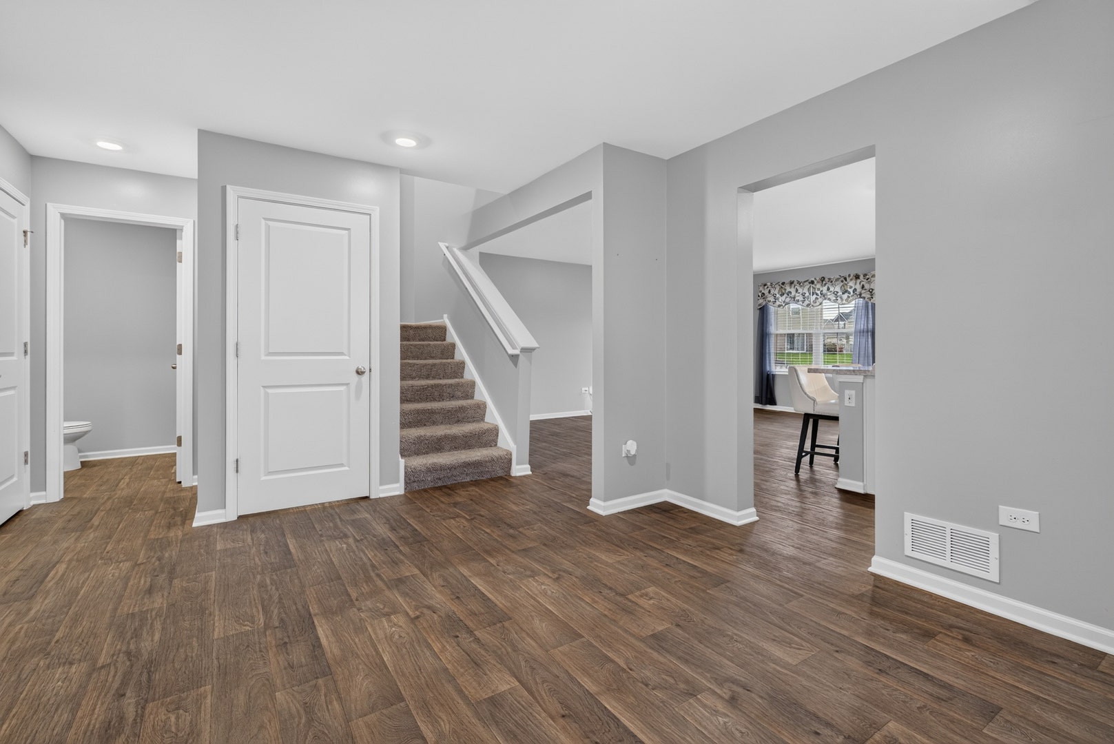1307 Fawnlily Circle, Joliet, IL 60431 1307 Fawnlily Circle, Joliet, IL 60431