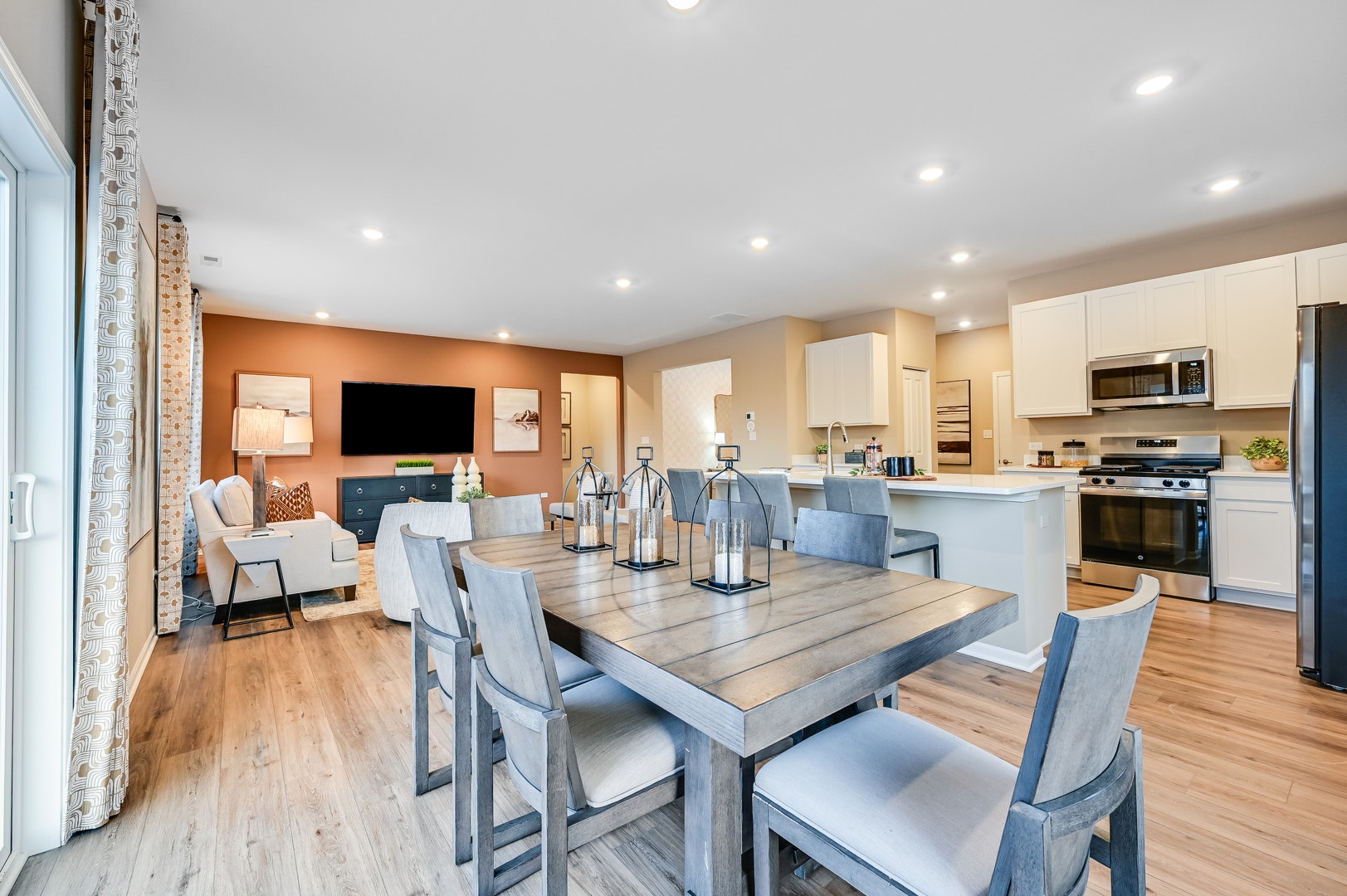 1317 Fawnlily Circle, Joliet, IL 60431 1317 Fawnlily Circle, Joliet, IL 60431