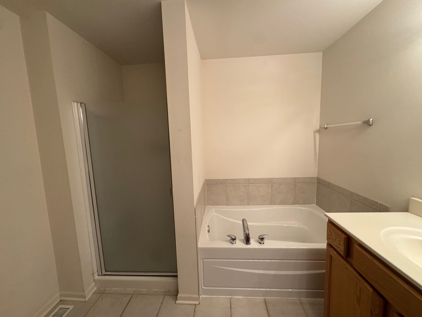 2365 Sunrise Circle, Aurora, IL 60503 2365 Sunrise Circle, Aurora, IL 60503