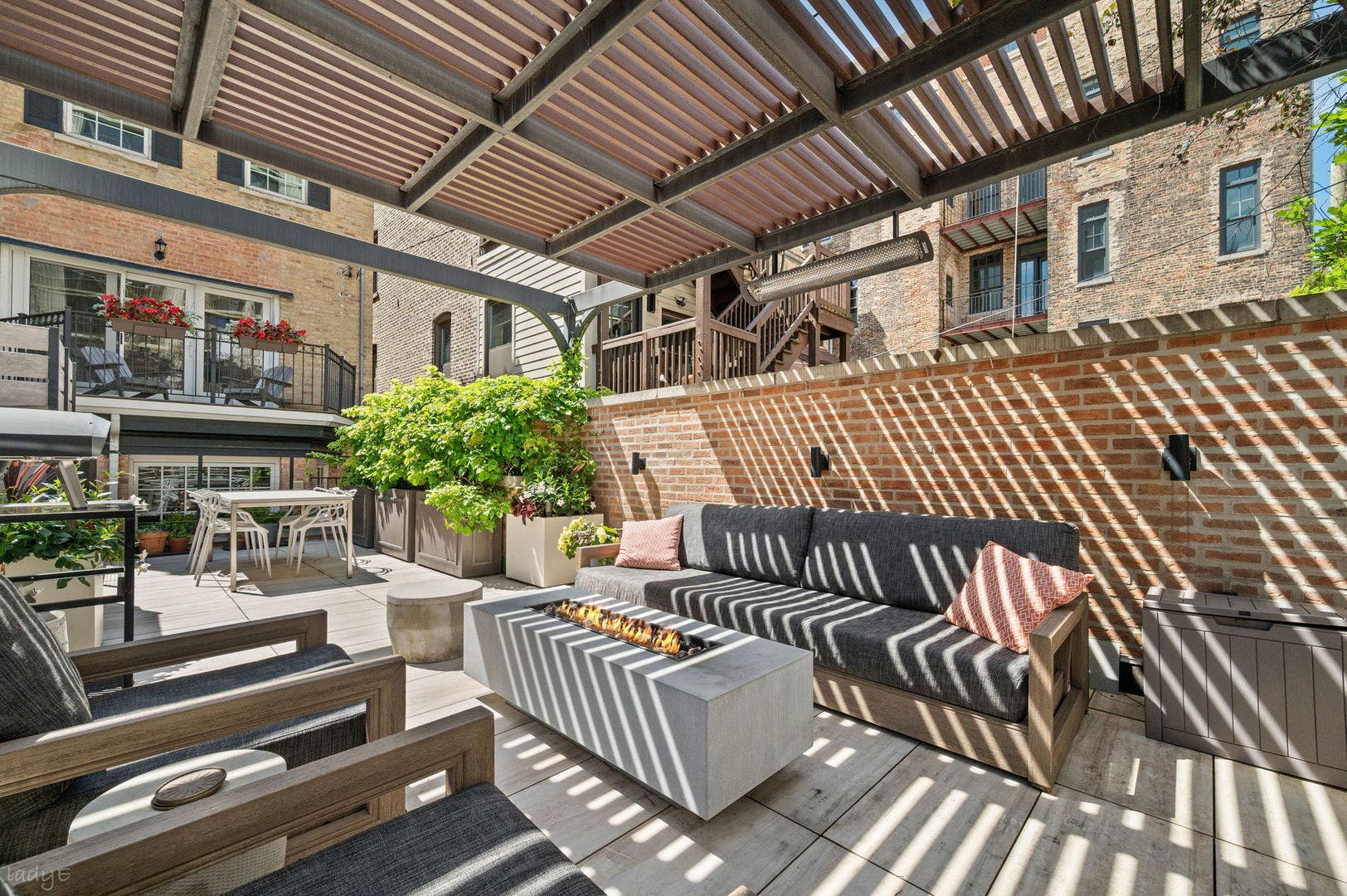 1437 N Dearborn Street, Chicago, IL 60610