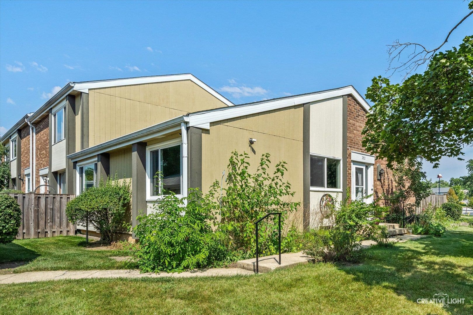 252 Pueblo Drive, Bolingbrook, IL 60440
