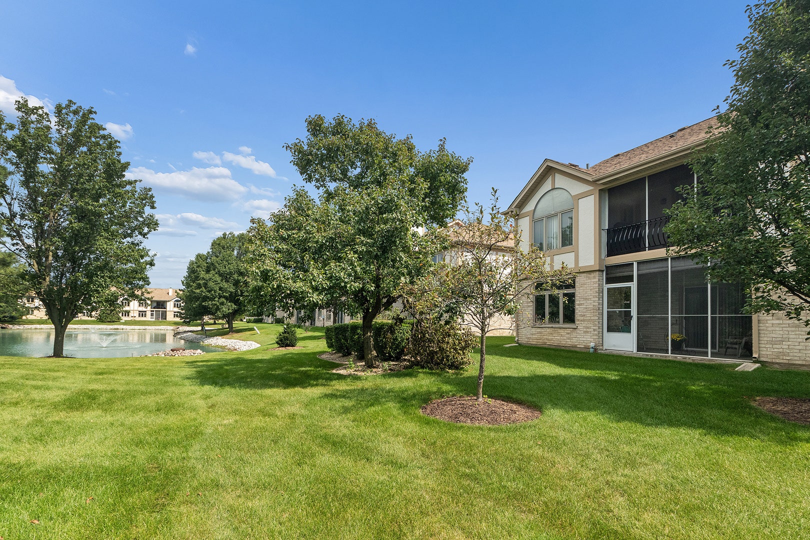 18430 Pine Cone Drive, #4, Tinley Park, IL 60477 18430 Pine Cone Drive, #4, Tinley Park, IL 60477