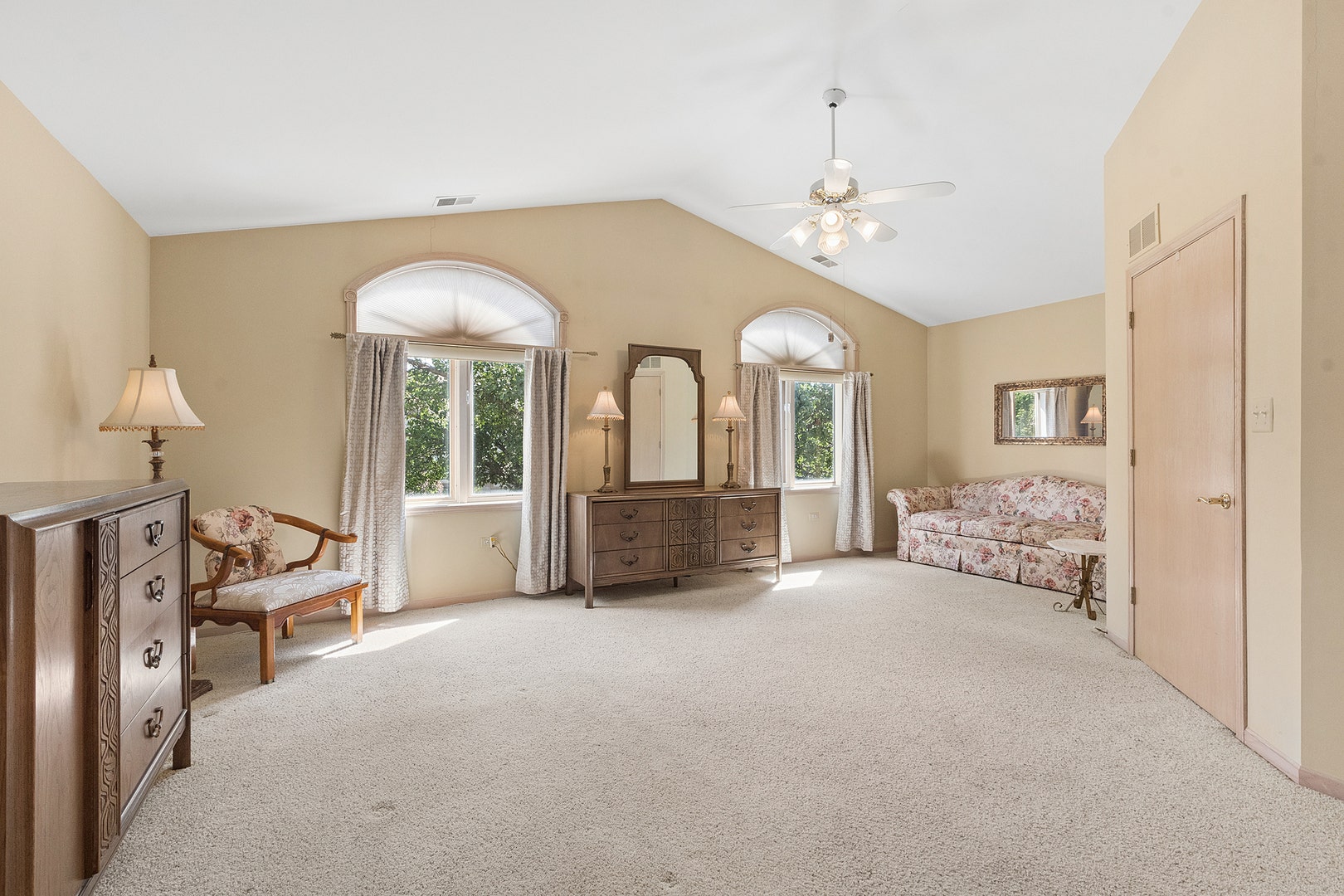 18430 Pine Cone Drive, #4, Tinley Park, IL 60477 18430 Pine Cone Drive, #4, Tinley Park, IL 60477