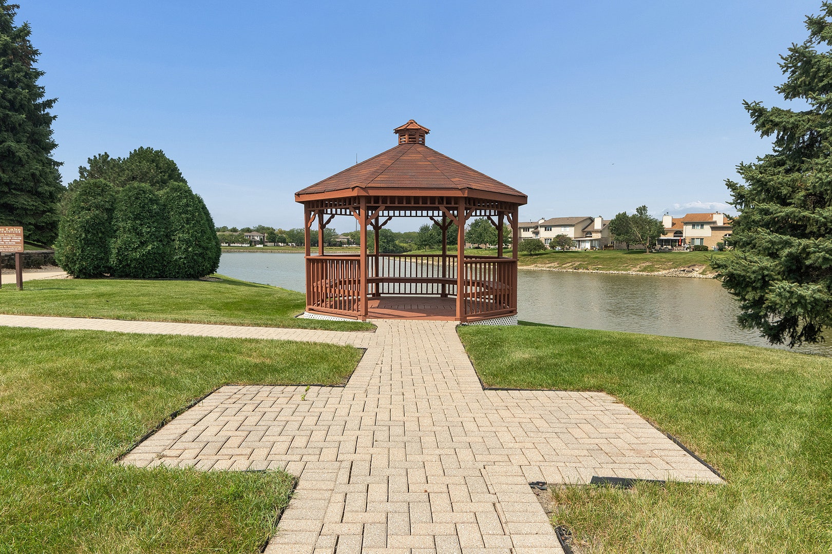 18430 Pine Cone Drive, #4, Tinley Park, IL 60477 18430 Pine Cone Drive, #4, Tinley Park, IL 60477