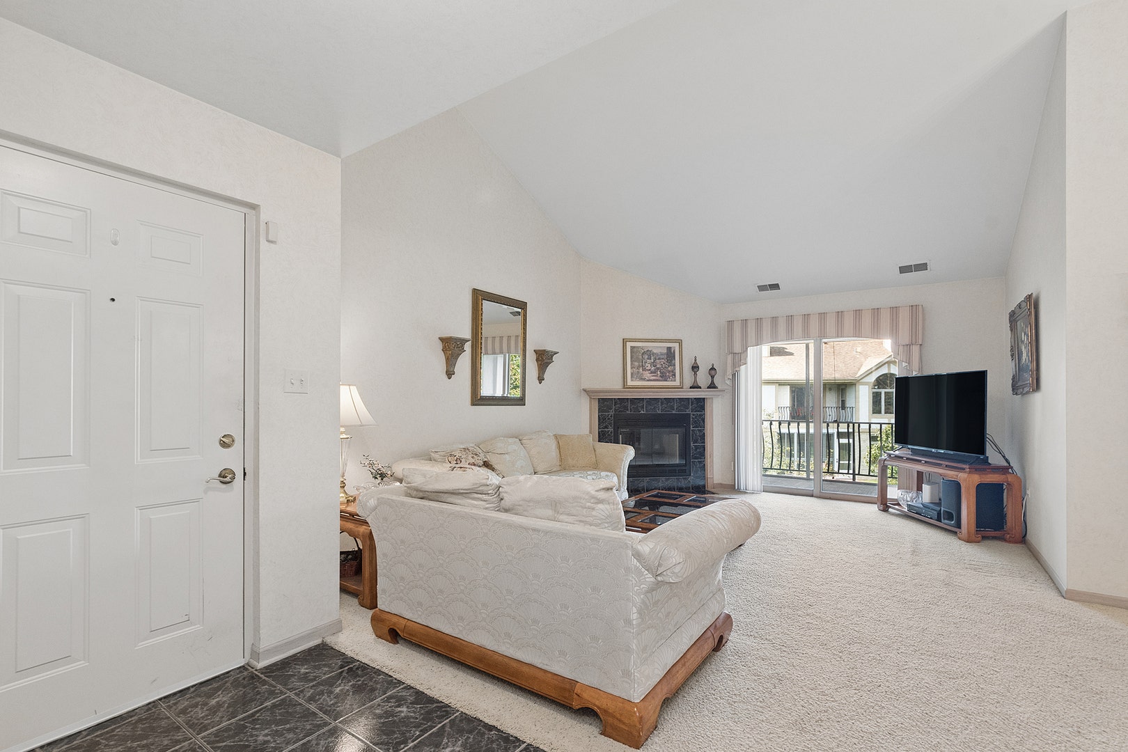 18430 Pine Cone Drive, #4, Tinley Park, IL 60477 18430 Pine Cone Drive, #4, Tinley Park, IL 60477