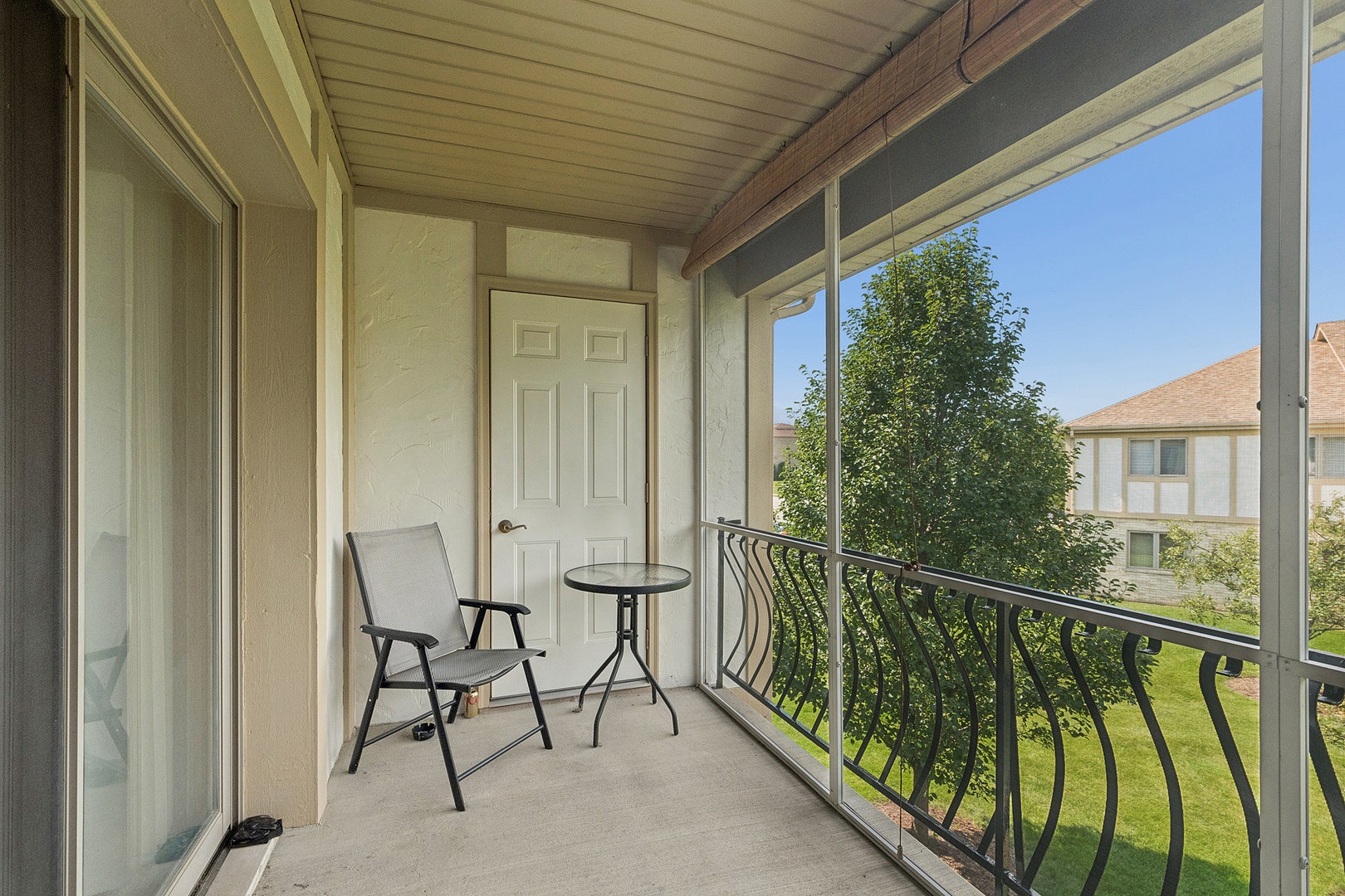 18430 Pine Cone Drive, #4, Tinley Park, IL 60477 18430 Pine Cone Drive, #4, Tinley Park, IL 60477